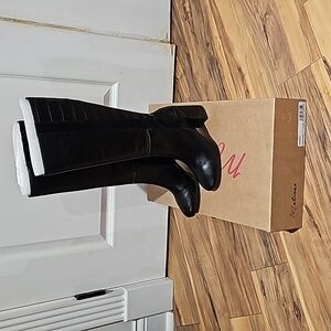 Matisse Brandy Black Leather 7.5 M Boots New in Box
